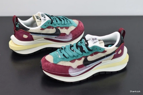   Red Vaporwaffle Green sacai Villain Neptune DD3035-200 Nike 0711